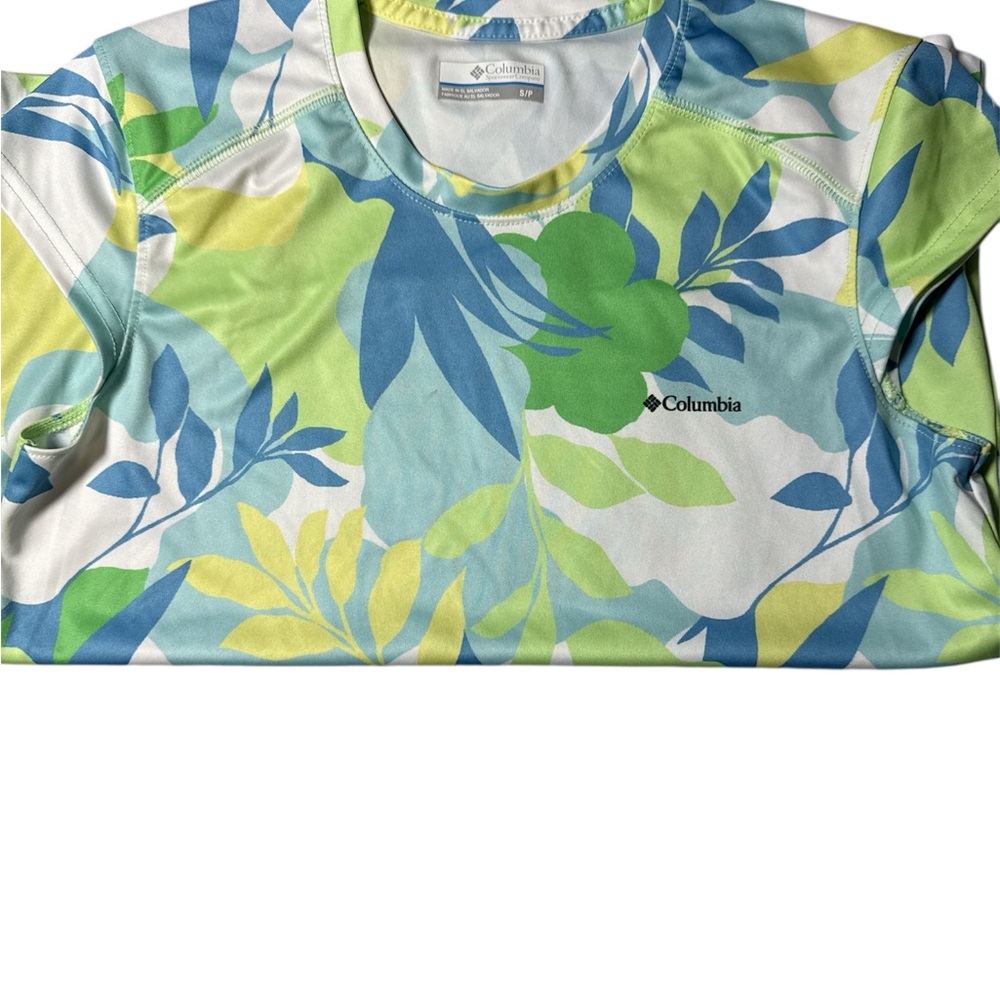 Columbia Tropical Leaf Pattern Shirt